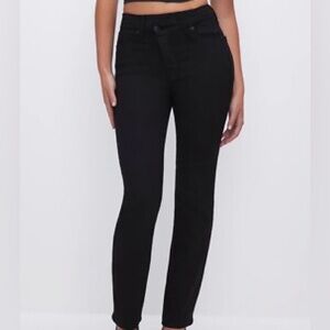 GOOD AMERICAN GOOD CLASSIC SLIM STRAIGHT NEVER FADE JEANS SIZE 4 GCLCO47SBT